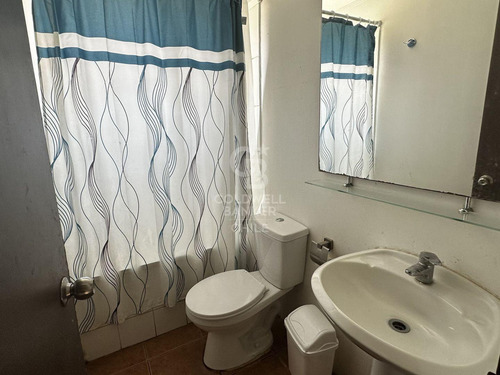 Acogedora Casa Familiar En Villa Regiones De España