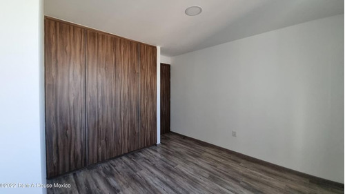Departamento, Alberca+palapas+juegos Infantiles Querétaro