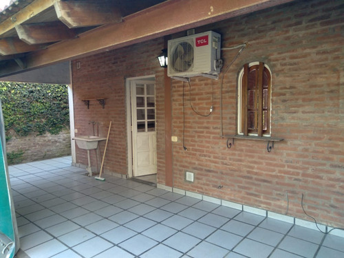 Venta Chalet En Marcos Paz Sobre Calle Sarmiento Imbatible Todos Los Servicios
