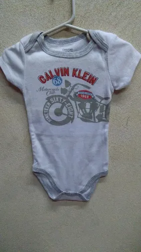 2 Pa aleros Marca Calvin Klein