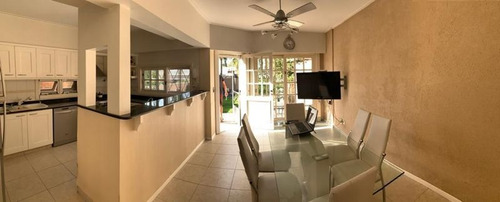 Imagen 6 de 14 de Casa En Venta En Haedo