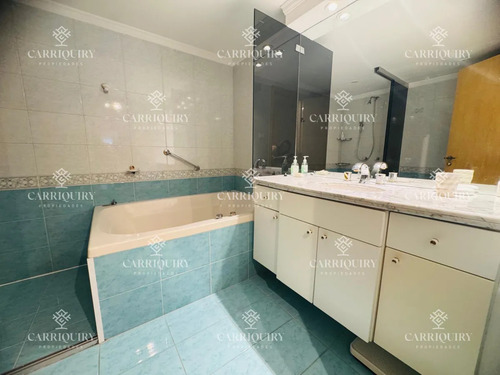 Departamento En Venta 3 Dormitorios En Torre Nueva York, Punta Del Este