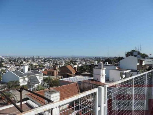 Hermoso Inmueble En Venta Bº Parque Chacabuco Calle Patricias Argentinas