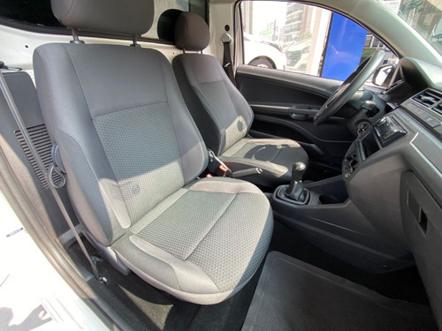 Volkswagen Saveiro 1.6 Robust Cab. Simples Total Flex 2p marchas