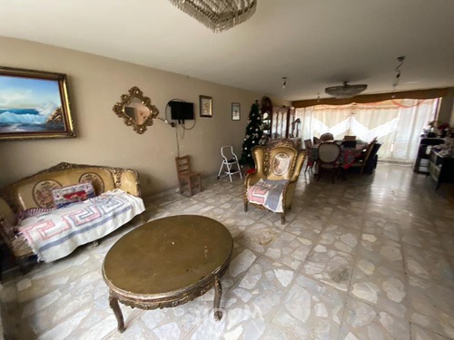 Imagen 1 de 21 de Casa En Pensador Mexicano, Venustiano Carranza Con 4 Recámaras, 305 M², Id: 46016
