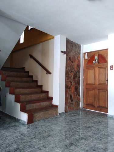 Imagen 4 de 14 de Casa 500m2 Urb Valle Alto Los Teques