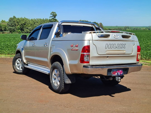 Imagen 4 de 10 de Toyota Hilux 4x4 Aut