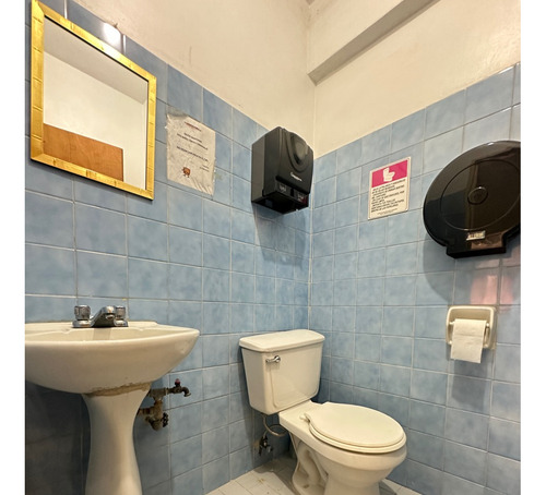 En Venta Edificio Comercial En El Corazón De Guarenas. Kn