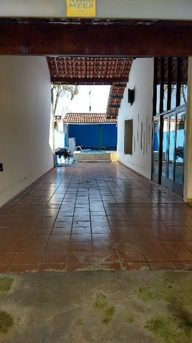 Excelente Casa Com Piscina Em Itanhaém - 3031 | A.c.m
