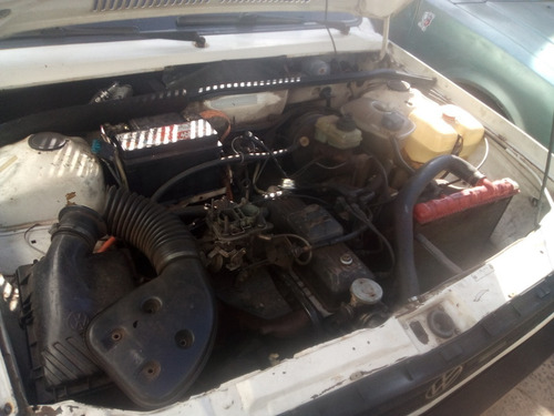 Imagem 4 de 8 de Gol Cl 1990 Motor 1.6 Gasolina (cht)