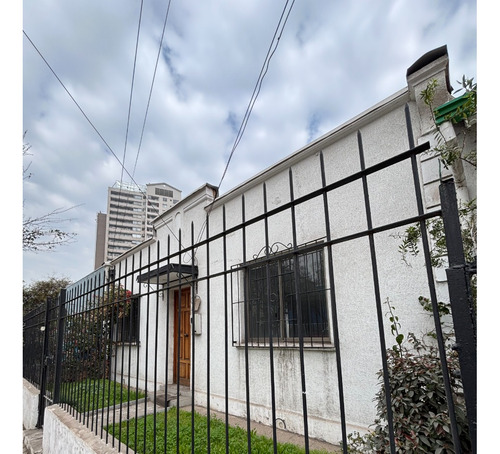 Casa En Excelente Ubicacion!!! Nuevo Precio