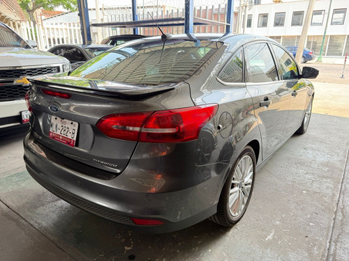 Ford Focus 2.0 Titanium Mt