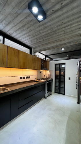 Casa En Venta - Barrio Solares De Zapiola