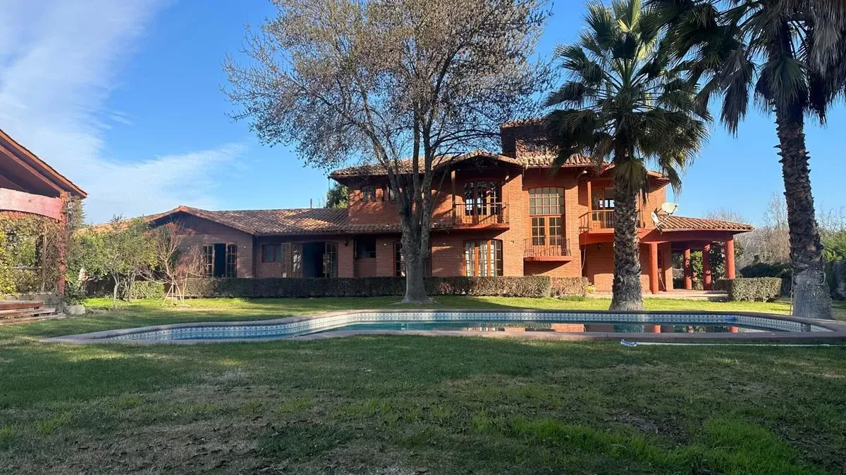 Imagen 1 de 30 de Arriendo Parcela Con Gran Casa 700 M2 Carampangue Talagante