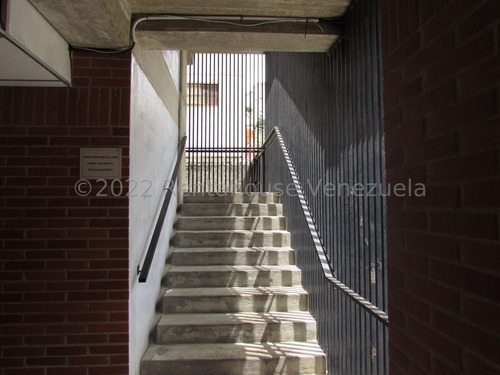 Imagen 18 de 21 de El Llanito Edificio En Venta Jesús Enrique Díaz 22-23999 Caracas
