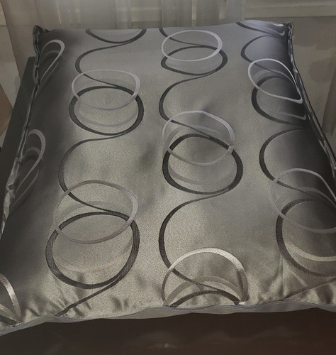 Cuchas Tipo Colchon En Tela Polar O Fresca