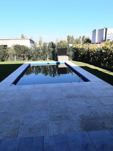 Imagen 5 de 17 de Casa - San Eduardo, Pilar Del Este