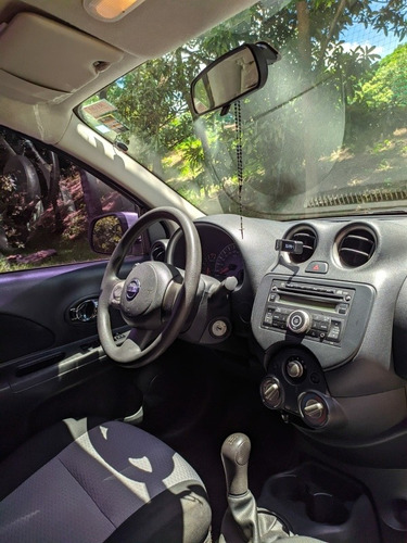 Nissan March 2013 1.6 Sv 5p