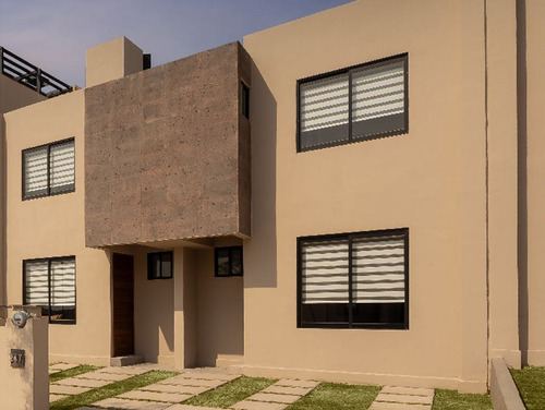Meseta Altta Homes