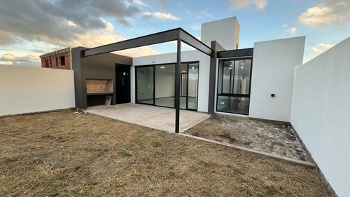 Vendo Casa De Dos Dormitorios En Docta! Cbh