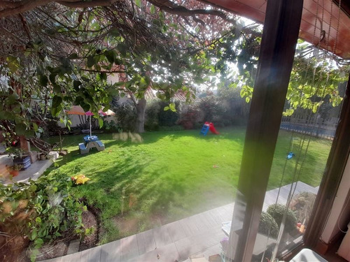 Imagen 26 de 27 de Casa En Venta De 4 Dorm. En Las Condes