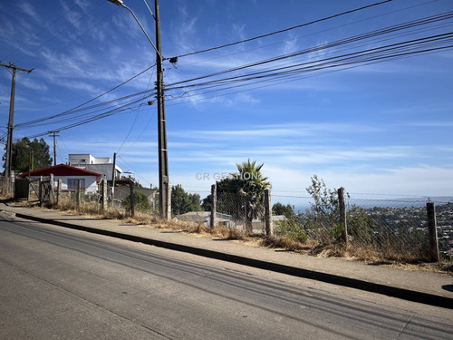 Casa Y Amplio Sitio Con Vista Al Mar, Tomé