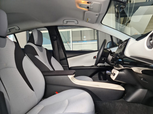 Toyota Prius Base Hibrido 1.8l V4 121 Hp Gris 2018