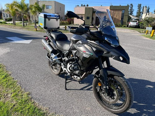 Benelli Trk 502x Con Valijas Laterales Y Top Case