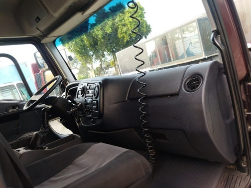 Imagem 13 de 15 de Ford Cargo 1933 4x2 Ano 2013 C/ Ar Condicionado
