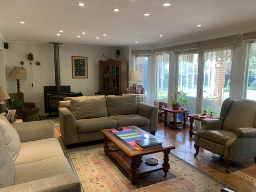 Excelente Ubicación!!! En Condominio Calera De Tango