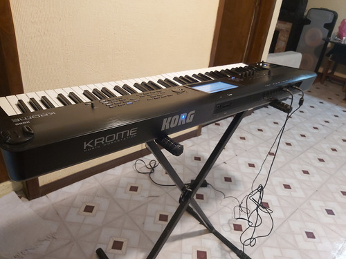 Teclado Korg Krome 73 Muy Buenas Condiciones!! Negro (Usado)