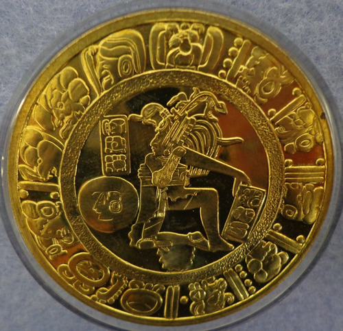 Medalla Cultura Maya Metal Dorado