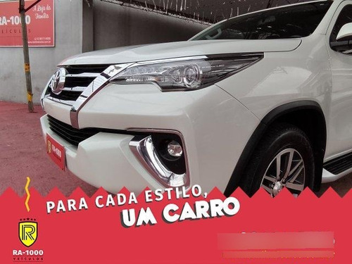 Imagem 2 de 11 de Sw4 2.8 Srx 4x4 7 Lugares 16v Turbo Intercooler Diesel 4p...