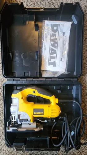 Sierra Caladora Dewalt Dw331k