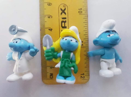 Coleccion De Familia Pitufos Mcdonald's Y Huevo Kinder C7 (Usado)