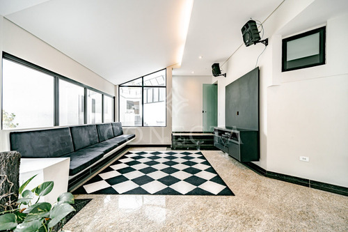 Imagem 7 de 26 de Alphaville 10 - Casa 800m² - 4 Suítes, Amplo Terreno, Piscina, Academia, Pomar, Orquidário - Cnc1559
