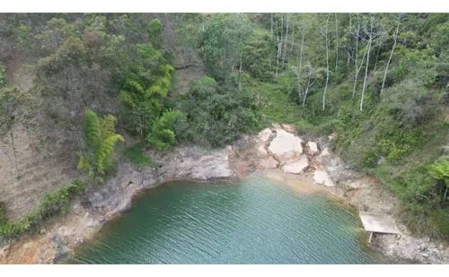 Rhbr-10469 (lote , El Peñol)