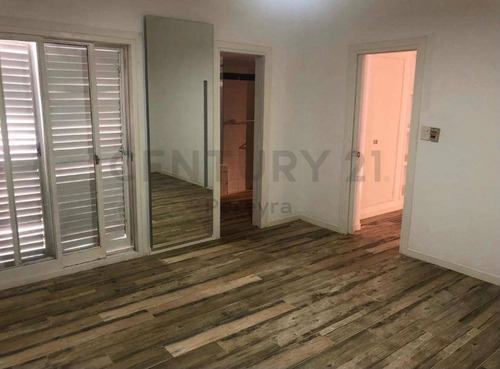 Imagen 11 de 16 de Diagonal 80 Entre 38 Y 39, Casa En Venta 4 Dormitorios, La Plata