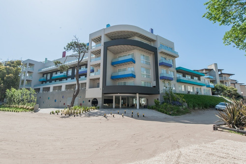Imagen 2 de 18 de Alquiler Departamento Duplex En Cariló A Pasos Del Mar