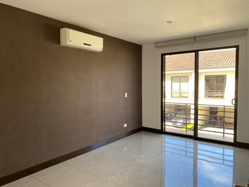 Imagen 9 de 30 de Venta De Casa Parques Del Sol Santa Ana