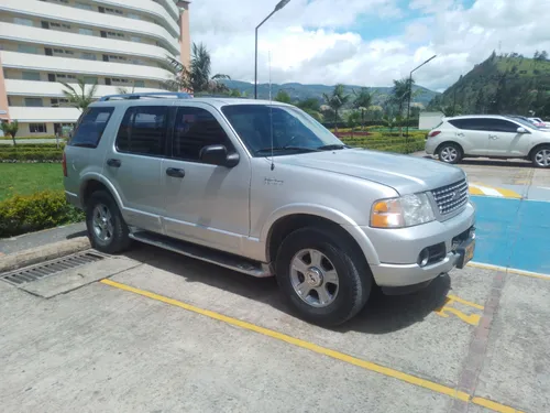 Ford Explorer 4.6 Centennial