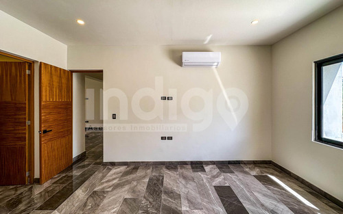 Casa En Venta En Mérida En Privada Soluna, Temozón Norte