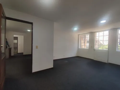 Casa En Arriendo/venta En El Nogal. Cod A15211