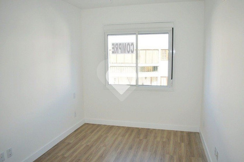 Apartamento 2 Dormitórios, 1 Suíte E Vaga Coberta. - 28-im437989