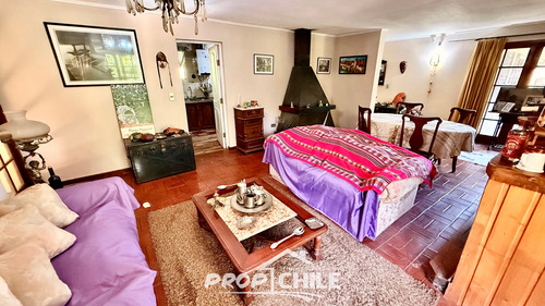 Casa Y Cabañas En Pirque En Venta. (93819)
