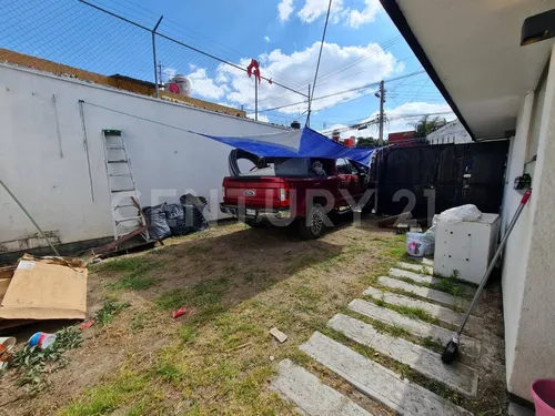 Casa En Venta Acondicionada Para Uso De Oficina En Mayorazgo