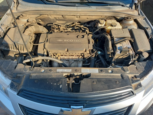 Imagen 11 de 11 de Chevrolet Cruze Ls Full 1.8 At Ls Full