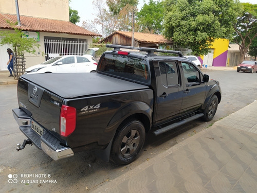 Nissan Frontier 2013 2.5 Le Cab. Dupla 4x4 Aut. 4p