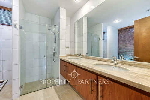 Impecable Casa En Los Bravos Nororiente Con Piscin...