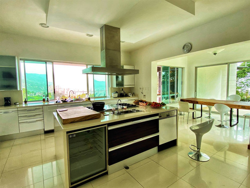 Imagen 8 de 14 de Casa En Venta En El Poblado Las Palmas